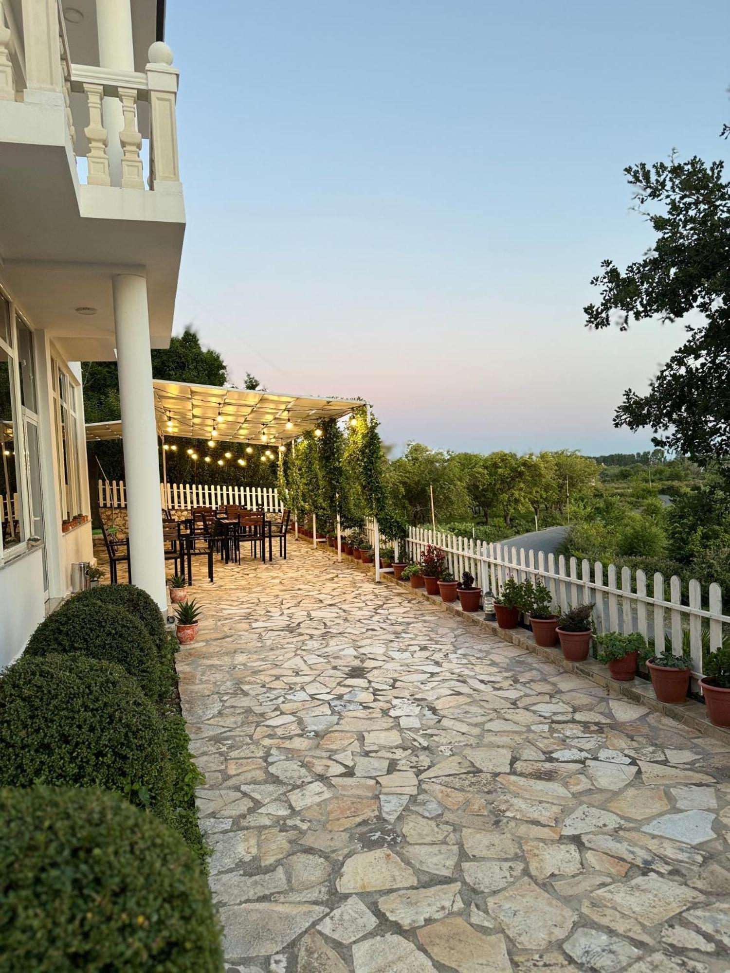Vila Horizont Baks-Rrjoll Exterior photo